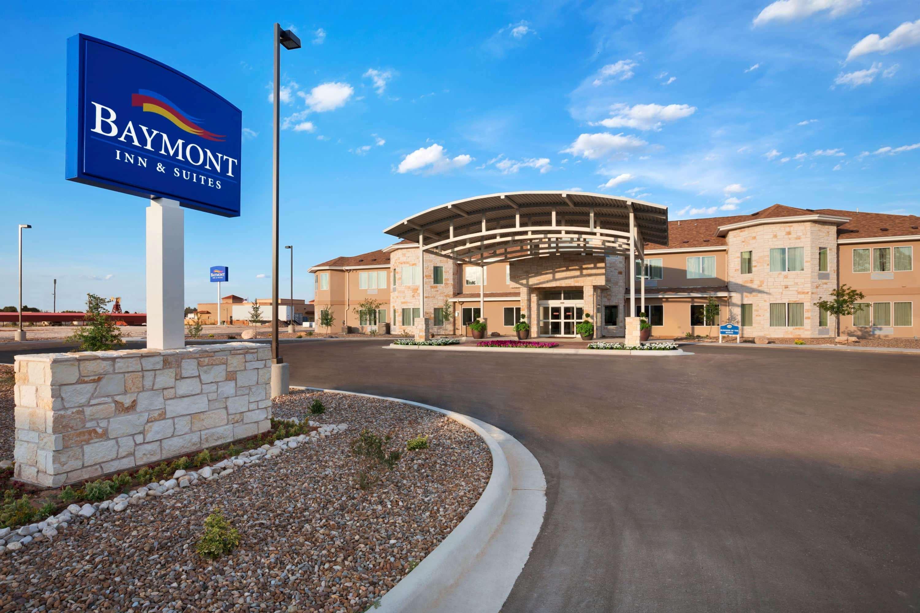 Baymont By Wyndham Hobbs Hotel Exterior photo